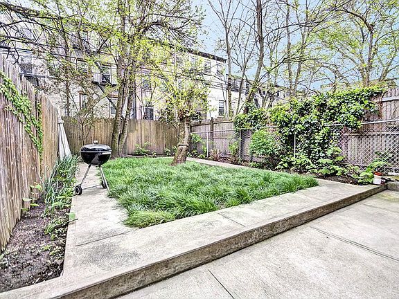 4th image of 97 Clinton Ave APT 1