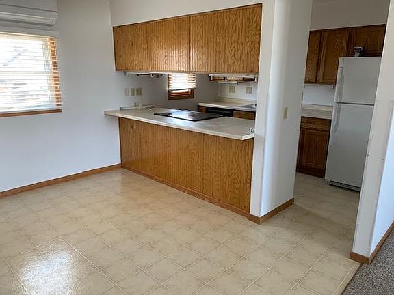 3rd image of 214 Butts Ave APT 1