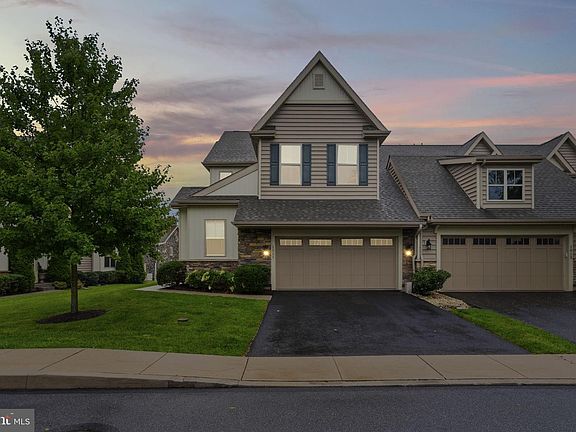 2nd image of 1011 James Walter Way
