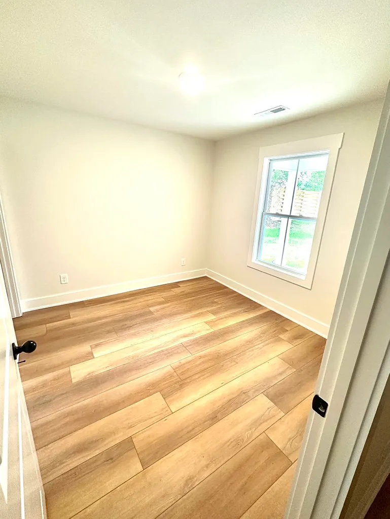 342 Woods Road - B — Photo 2