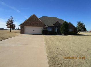 129 Landon Ln, Lawton, OK 73507