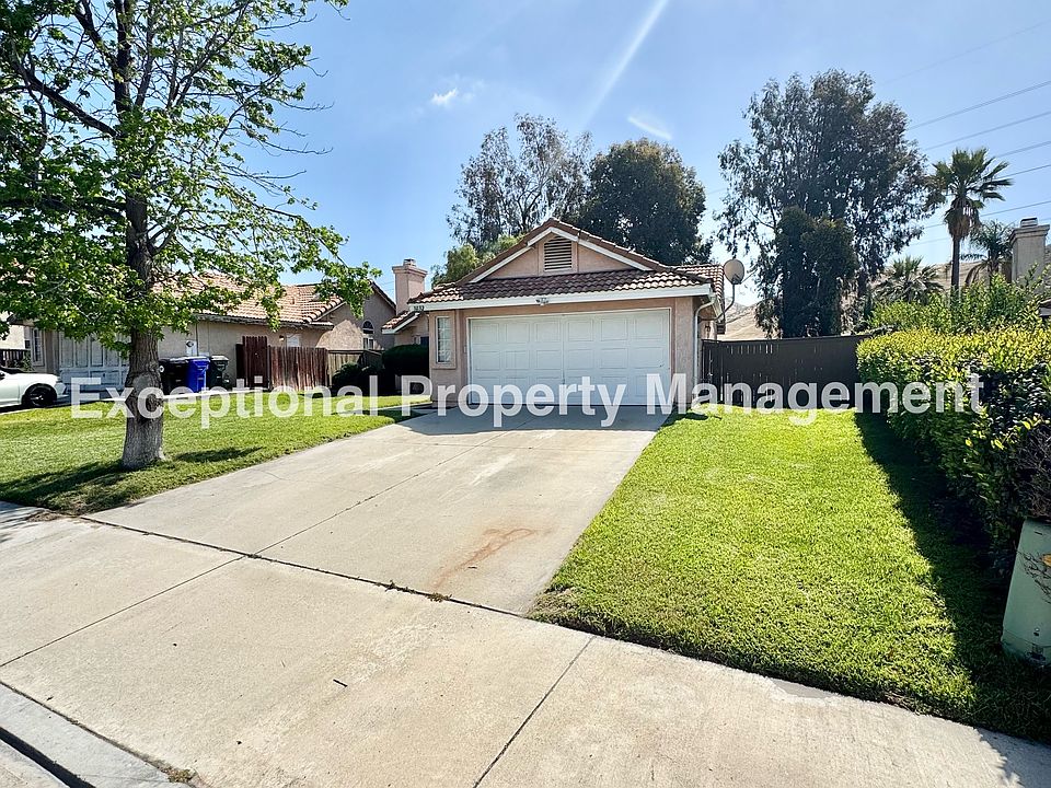 1st image of 3032 Chablis Ave