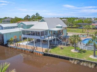 842 Deer Dr, Bay Saint Louis, MS 39520