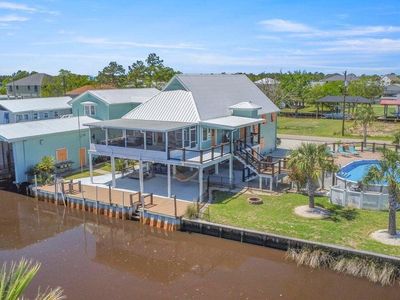 842 Deer Dr, Bay Saint Louis, MS, 39520