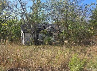 104 Bell Creek Rd, Crocker, MO 65452