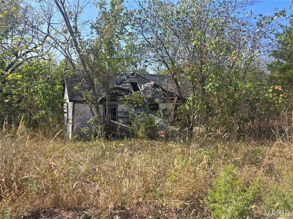 104 Bell Creek Rd, Crocker, MO 65452