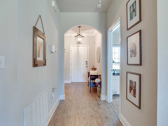 5th image of 1704 Brantley Dr