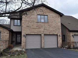 1694 Pebble Beach Dr, Hoffman Estates, IL 60169