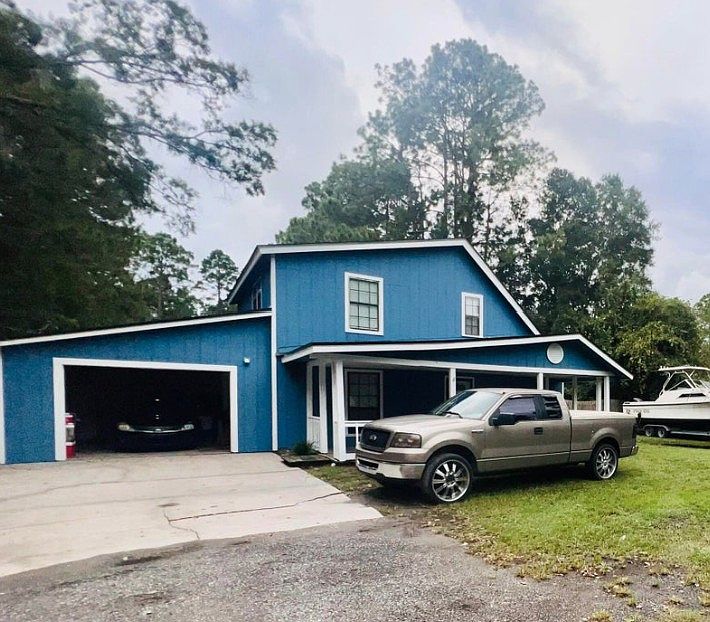1st image of 302 Bernard Rd