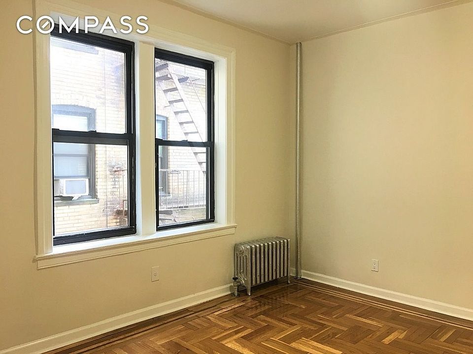 2nd image of 3252 33rd St APT B7
