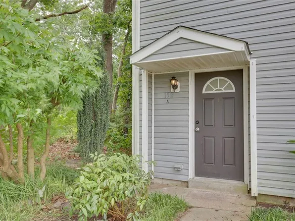 152 Jenness Ln APT A, Newport News, VA 23602