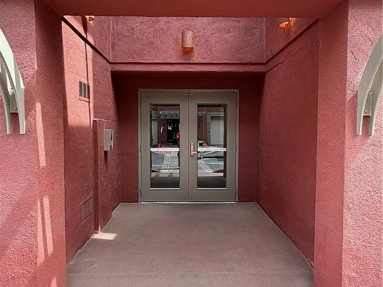 87 E Agate Ave #202 — Photo 21
