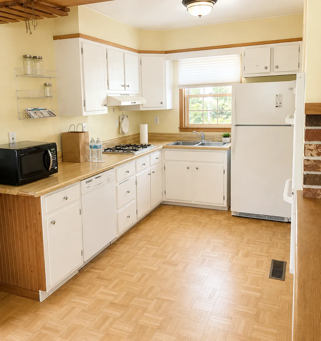 3 bed, 1128 sqft, $2,695 — Photo 4