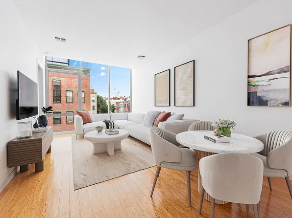 165 N 10th St APT 3A, Brooklyn, NY 11211