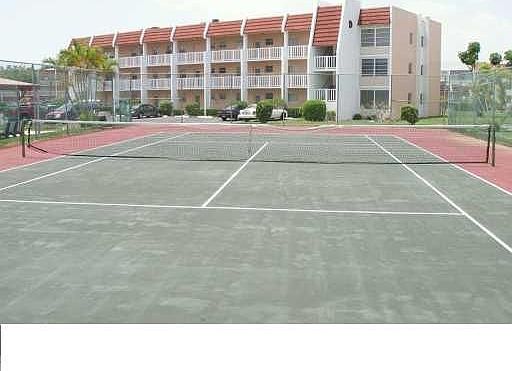 Tennis court