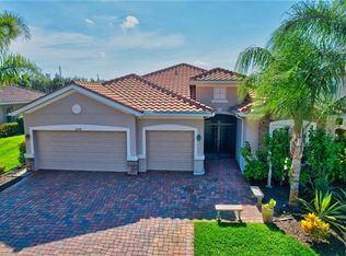 2078 Satsuma Ln, Naples, FL 34120