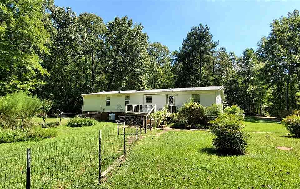 2nd image of 550 Lydia Perry Rd