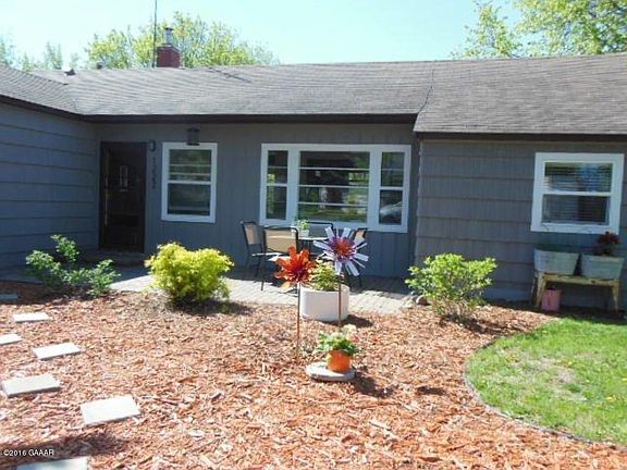 3rd image of 1222 Sunset Dr SW