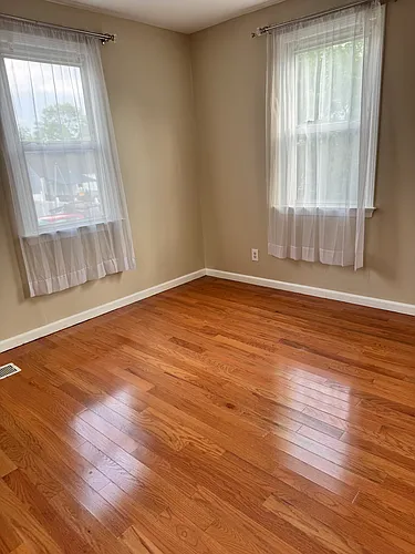 687 Pfeiffer Blvd #1 Photo 1