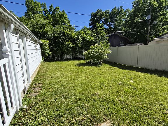 4th image of 3545 E 34th St