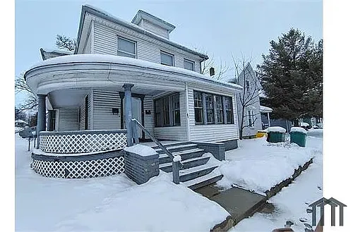 602 Forest Ave #2 Photo 1