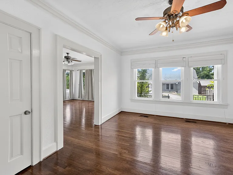 2601 S University Dr — Photo 14
