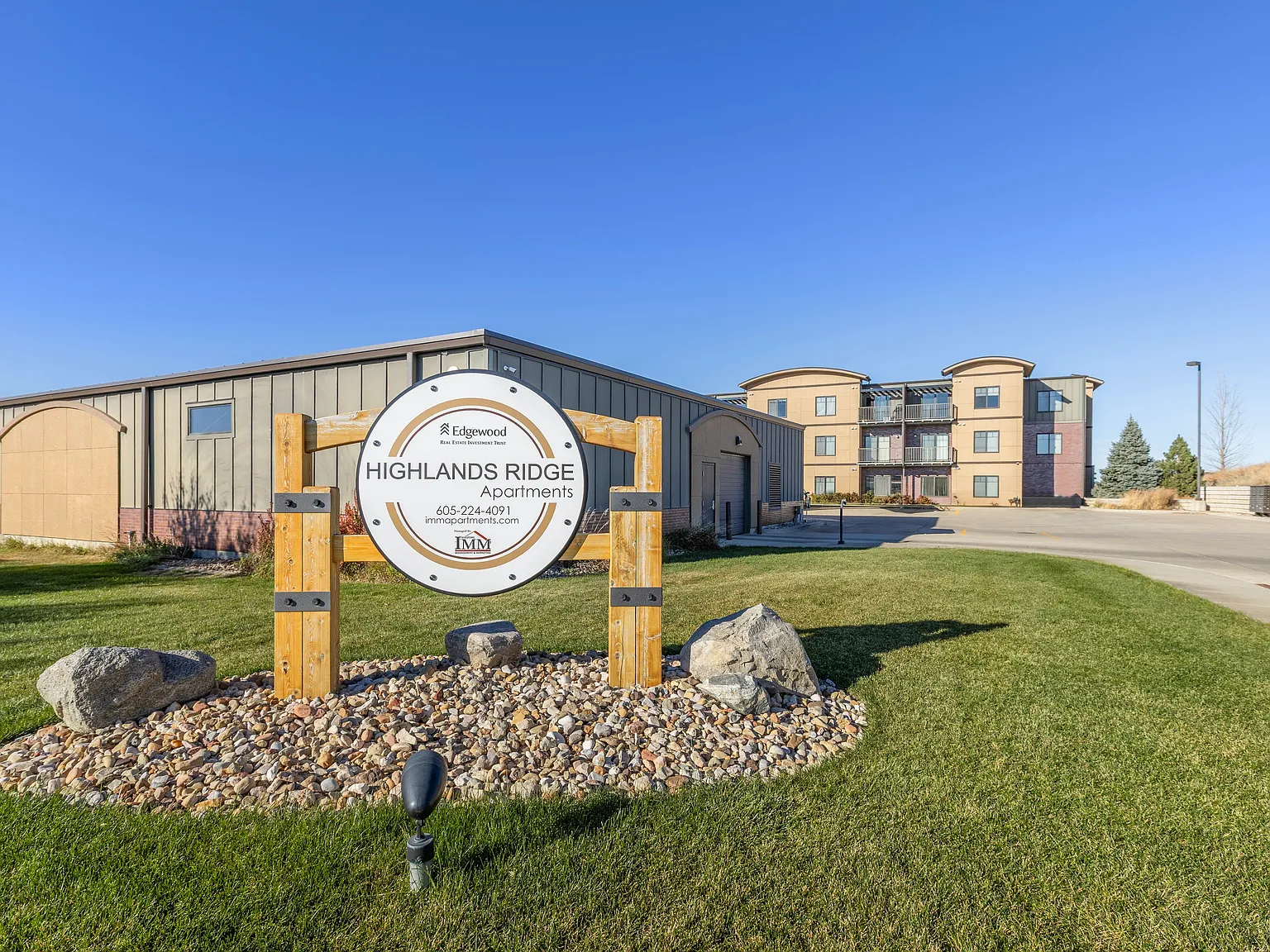 Highlands Ridge Apartments — Photo 2
