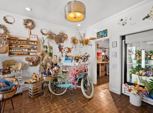 128 S Myrtle Ave, Monrovia, CA 91016