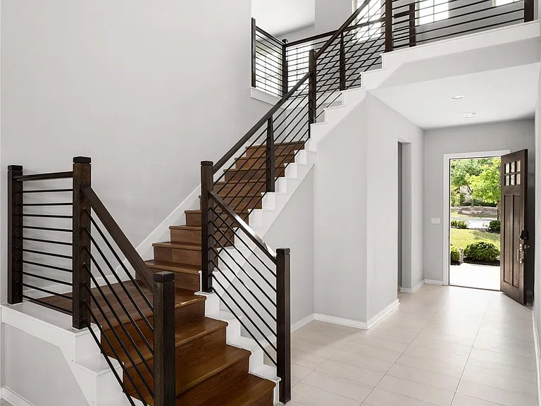 595 Dayridge Dr — Photo 18