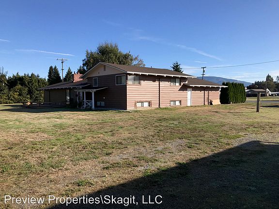 3rd image of 22628 Rhodes Rd