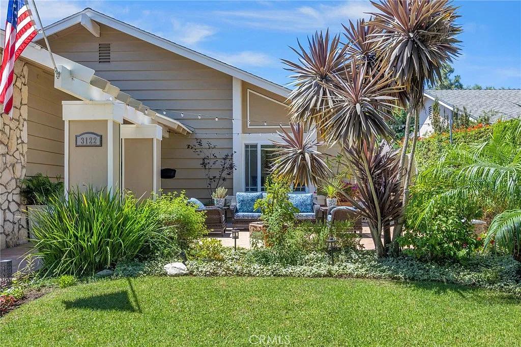 4 bed, 1700 sqft, $6,250 — Photo 4