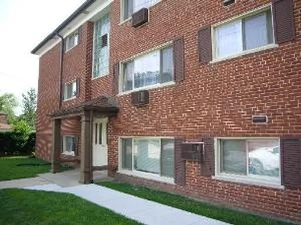 2521 Thatcher Ave APT 3E, River Grove, IL 60171