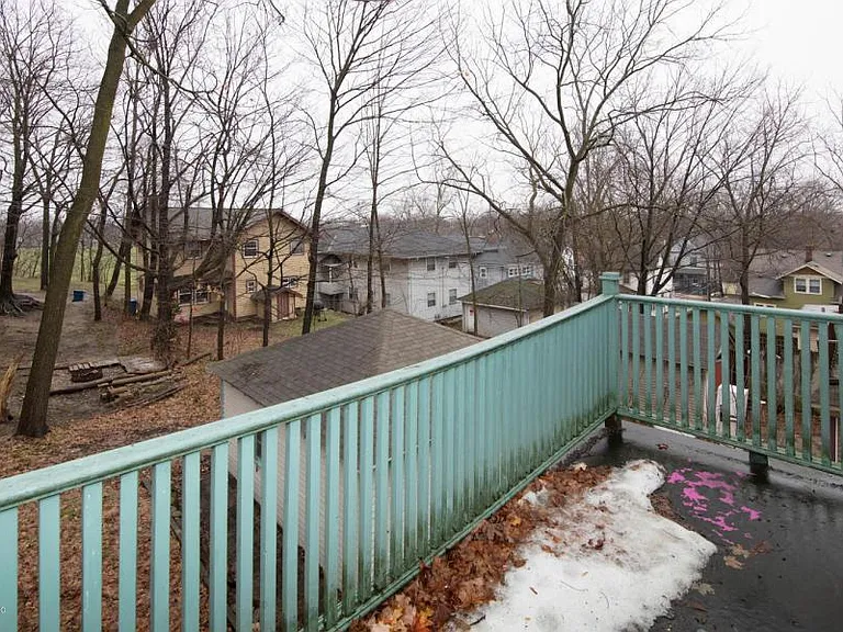 918 W Vine St — Photo 14