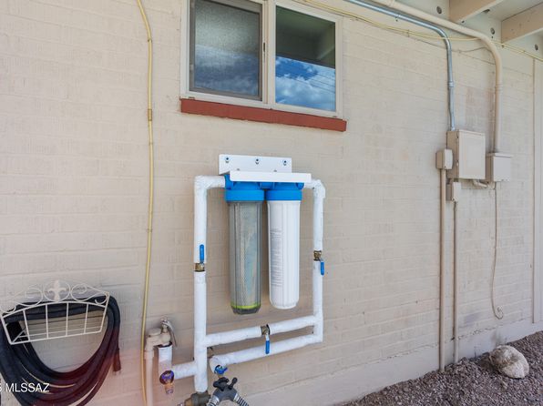 8425 E Hawthorne St, Tucson, AZ 85710