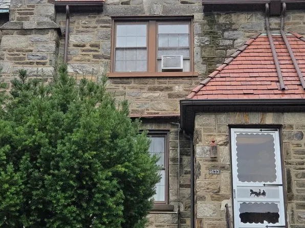 1633 Conlyn St, Philadelphia, PA 19141