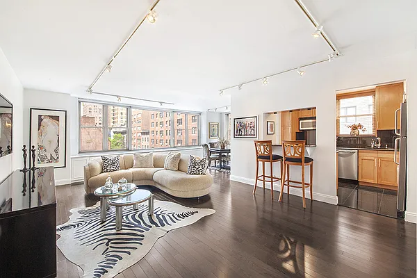 Sold by Stribling | media 1