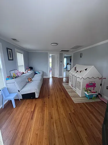 80 Pleasant St #2 Photo 1