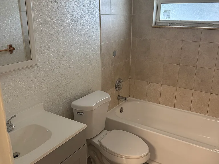 5833 NW 22nd Ct #5833 — Photo 4