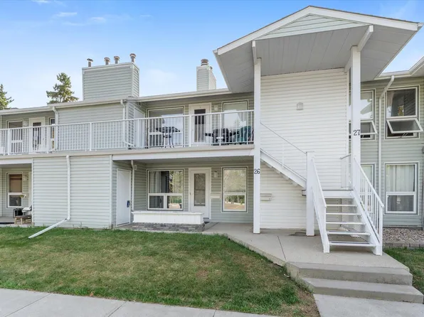 2115 118th St NW #26, Edmonton, AB T6J 5N1
