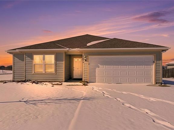 2nd image of 21844 Franklin St