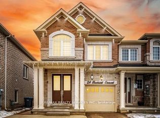 24 Benhurst Cres, Brampton, ON