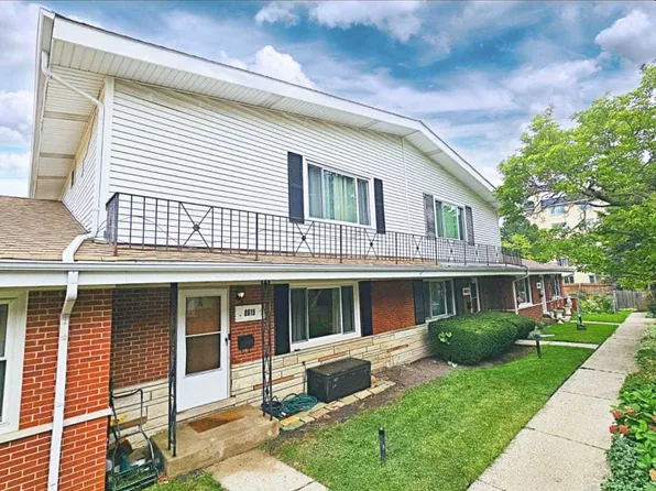 8615 N National Ave, Niles, IL 60714