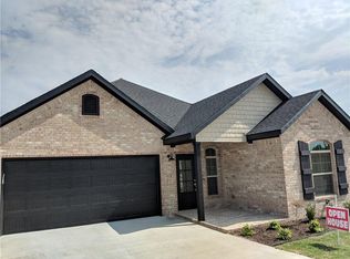 3506 SW Mistletoe Ave, Bentonville, AR 72713