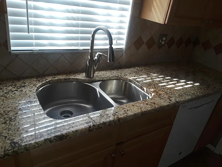 200 Country Club Dr #101 — Photo 3
