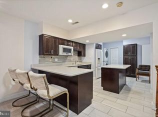 7928 Turncrest Dr, Potomac, MD 20854