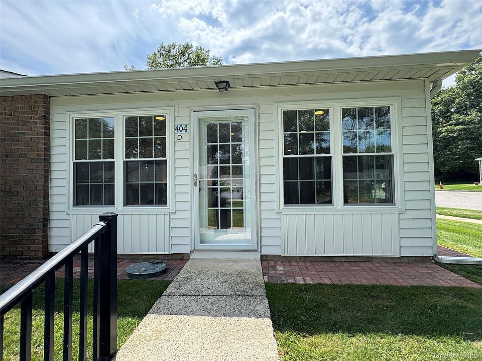 1st image of 404 Woodbridge Drive #D