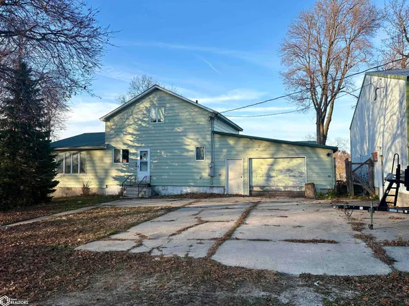 12 8th Ave, Livermore, IA 50558