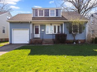 6017 Hodgman Dr, Parma Heights, OH