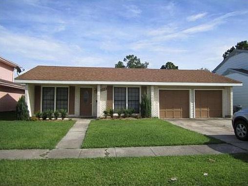 1st image of 808 Richard Ln