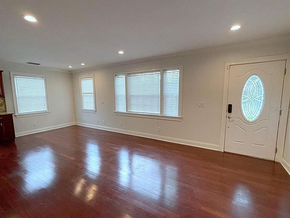3rd image of 3824 W Corona St